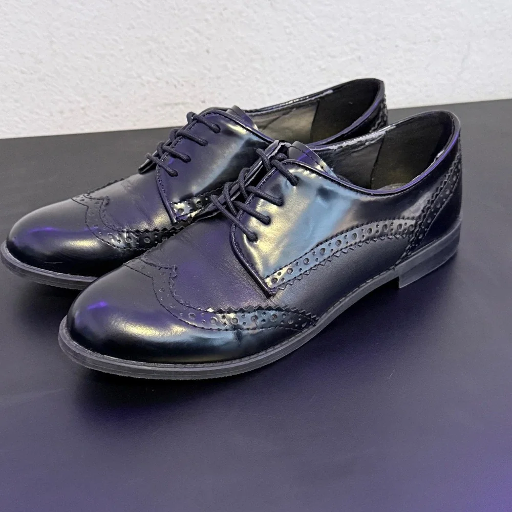 Marc Fisher Sailor Black‎ Leather Wingtip Brogue Oxfords Womens 6.5 M Academia